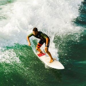 Jiuyou-足球场馆建设标准化，行业迈向高质量发展，标准足球场建设大约需要多少钱