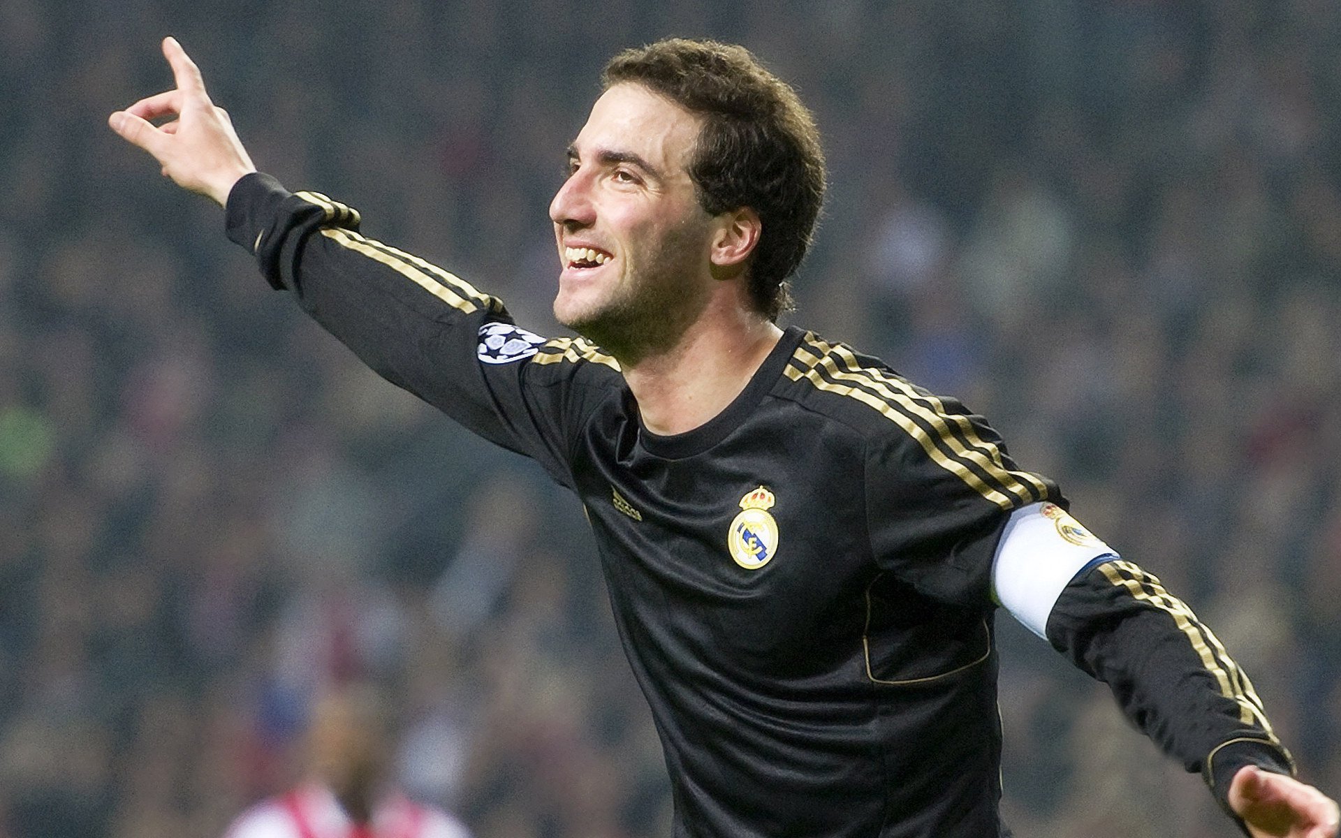 “法甲积分榜持续变动，悬念仍在升温”，法甲积分榜榜